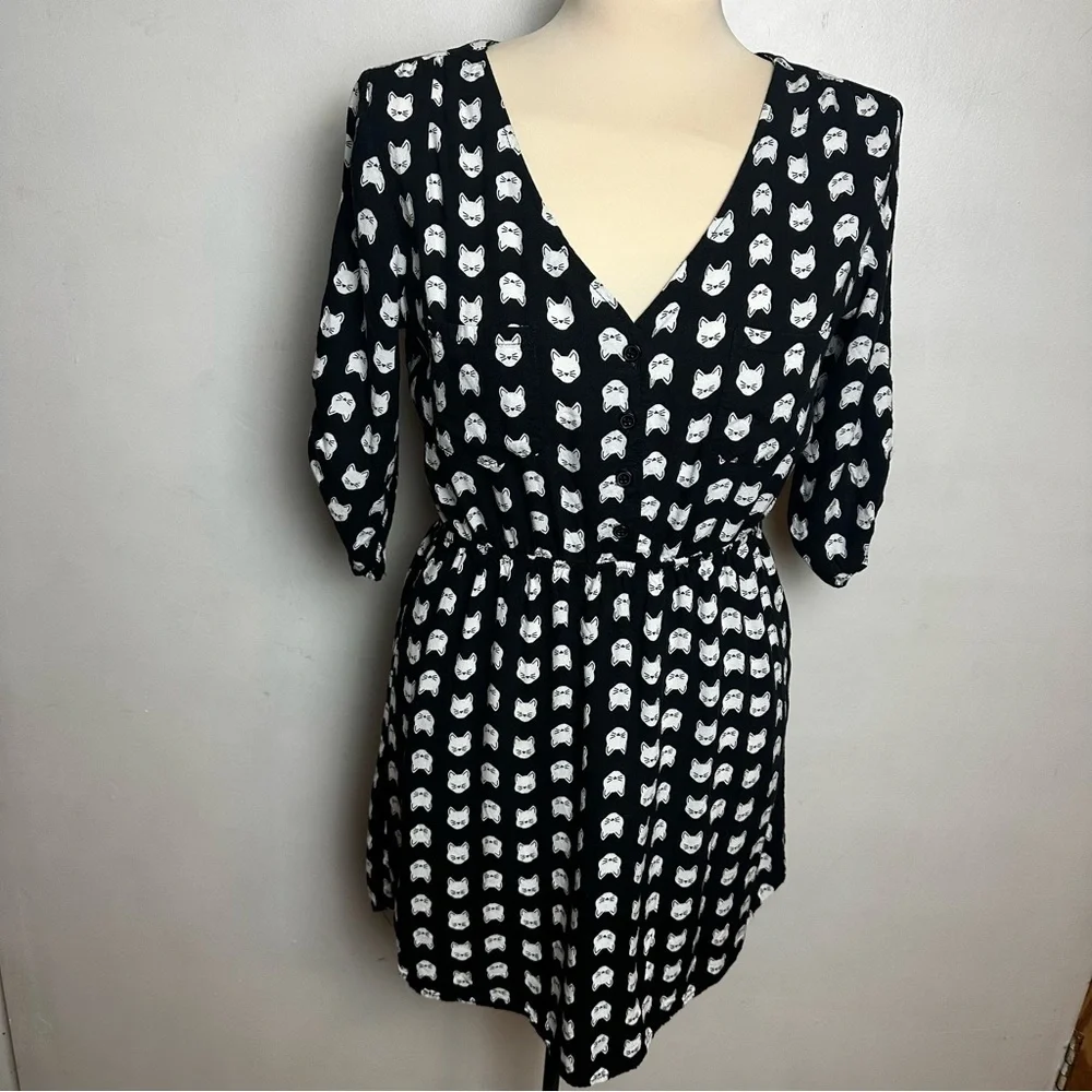 Mimi Chica Cat Mini Dress Women's Medium Black White Pockets Button Front